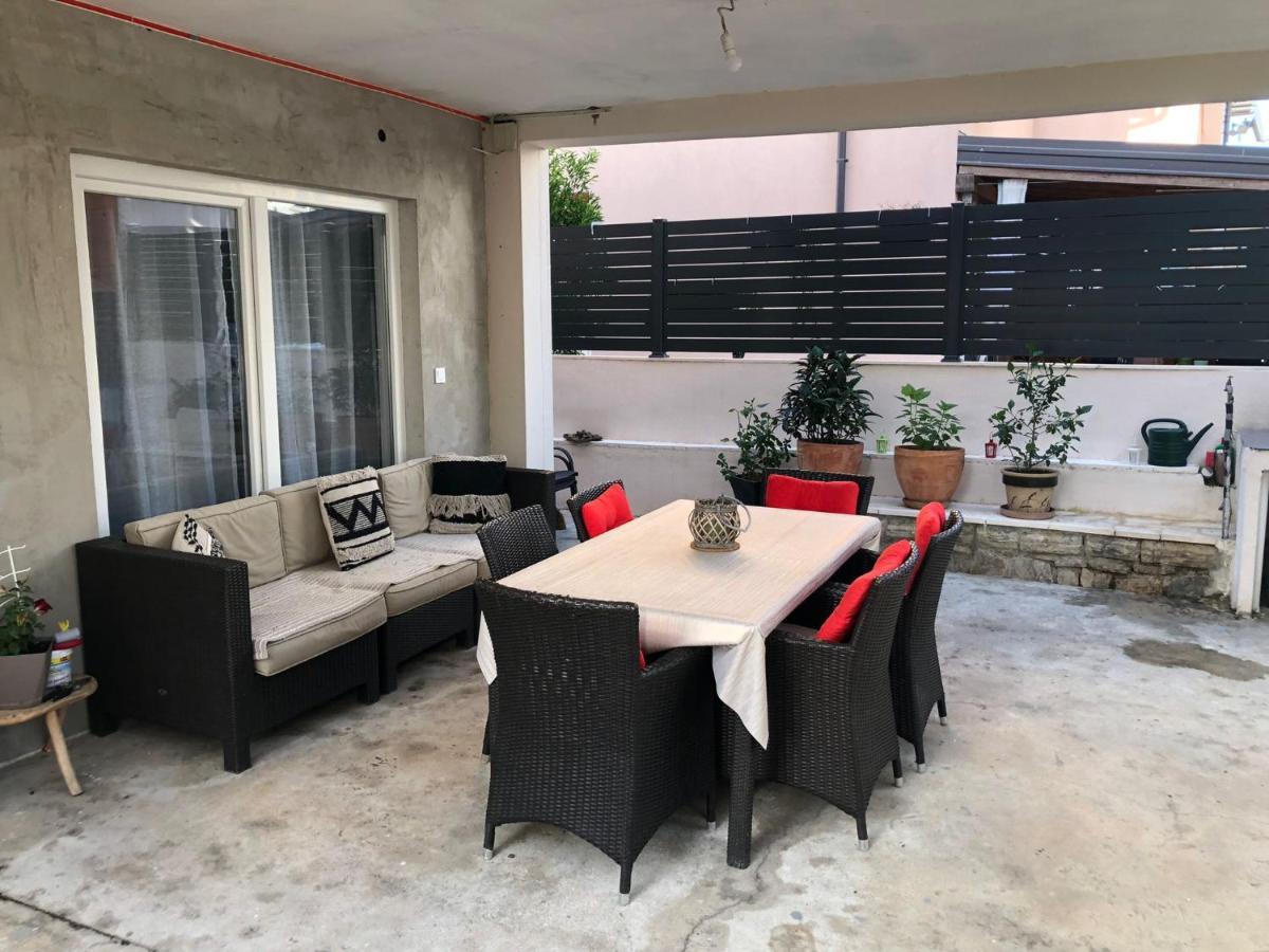 Apartments Martina Tisno Exterior photo